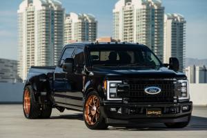 2018 Ford F-350 Super Duty Lariat 4x2 Crew Cab by Extang Truck Bed Covers